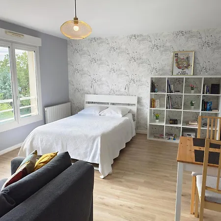 Botanique Apartment *