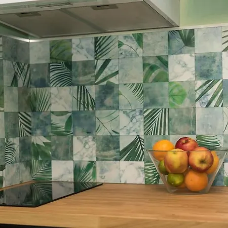 Botanique Apartment